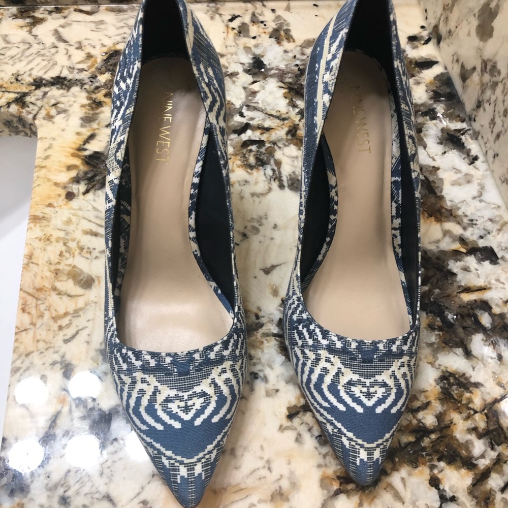 Brand new !Nine West denim pumps